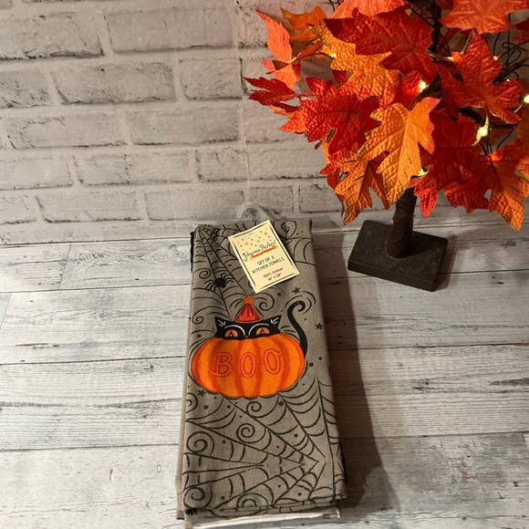 Johanna Parker 3Pk Black Cat in Pumpkin Halloween Kitchen Towels - Picture 1 of 4